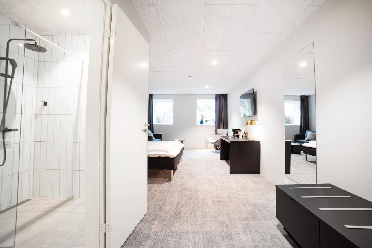 Hotel Djurhuus 托尔斯港 外观 照片